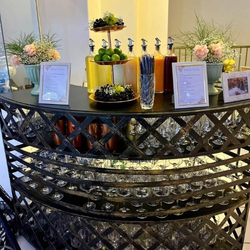 mesa com Drinks